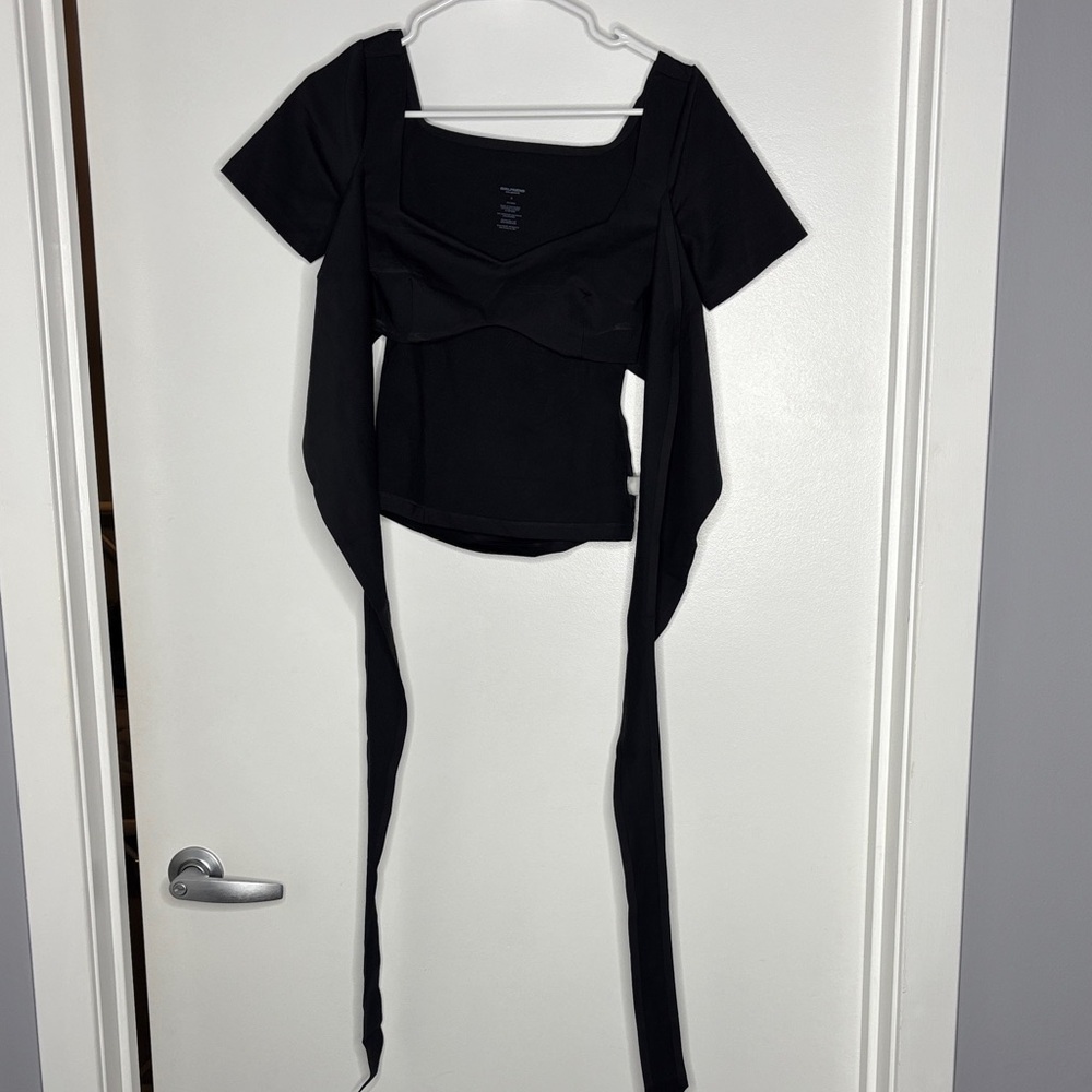 Girlfriend Collective Black Crop Top with Tie Accents